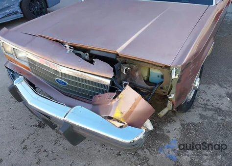 1990 Ford Crown Victoria z USA, uszkodzony, nr VIN 2FACP73F8LX118312